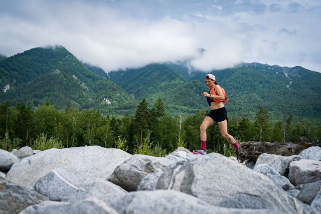 Стратегия на ультрамарафоне: всё, что нужно знать, чтобы успешно финишировать забег